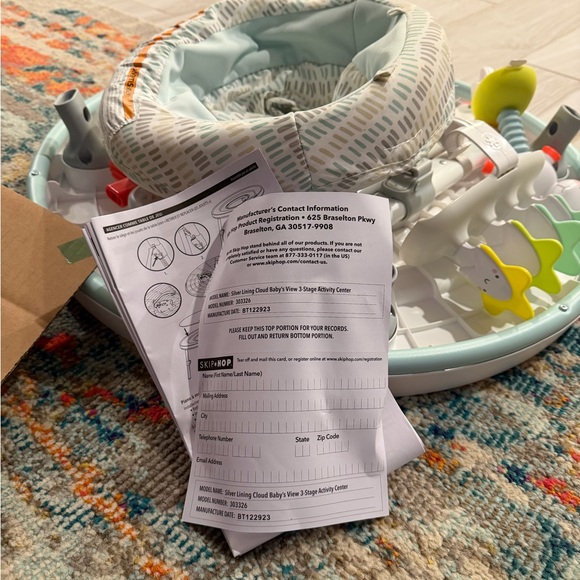 Skip Hop Interactive Activity Center - Picture 10 of 13